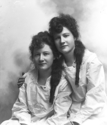 Twins Inez and Irene Wood portraits.