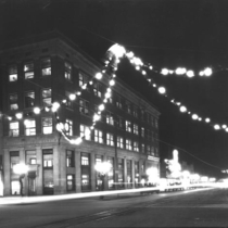 12th & Pearl Streets at night photograph, 1926