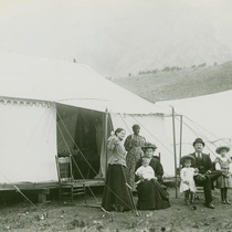 Colorado Chautauqua tents with groups: Photo 5