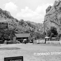 Eldorado Springs entrance gate: Photo 6