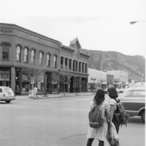 1100 block of Pearl Street before mall: Photo 2