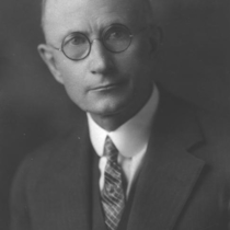 People whose names begin with "B": Photo 8