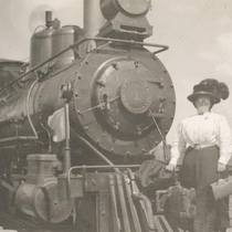 Bernard & Grace (Hoover) Meyring virtual photograph collection trains and depots: Photo 3