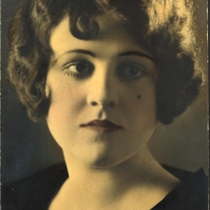 Louise Morgan photograph, [192-]