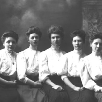 Mrs. Beckstrom, Helen, Marie, et. al portraits, [between 1904 and 1908]: Photo 4