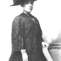 Lillian Austin portrait, [ca. 1908]