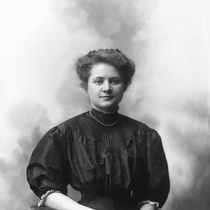 Gertrude Smith portrait