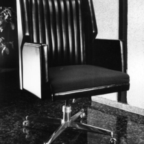 Jack L. Beavers Virtual Collection: Chairs, Photo 4