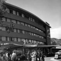 Scott Carpenter at Harvest House Motor Hotel, 1962