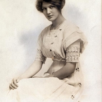 Augusta Mengedoht, 1911-1929