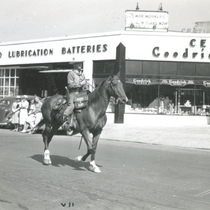 Riders photographs album, page 25: Photo 2