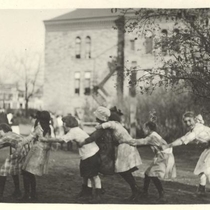 Mapleton School May Day: Photo 1