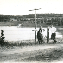 Riders photographs album, page 12: Photo
