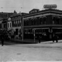 14th and Pearl Streets in Boulder, Colorado photograph, 1922