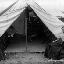 Colorado Chautauqua tents with women and children: Photo 2 (S-1176)