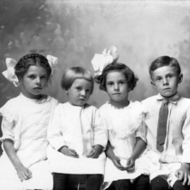 Dr. Frank P. Cattermole family portraits, [undated]: Photo 4