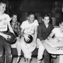 Small Fry bowling, 1960: Photo 1