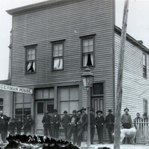 German House: Photo 3 (S-96)