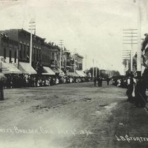 Fourth of July celebration on Pearl Street, 1896