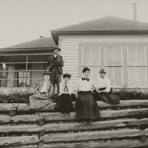 Ward houses - Soloman place, [1900-1910]: Photo 1