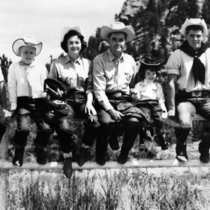 Street family: Photo 1