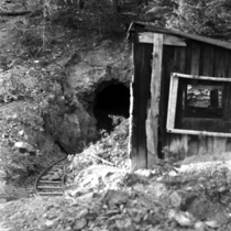 Junius Lewis Mine: Photo 2
