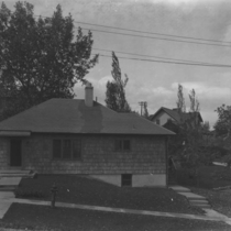 Guiney residence photograph, 1923