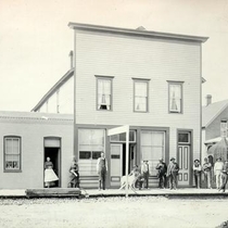 German House: Photo 1 (S-89)