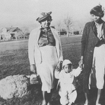 Lingham children photographs.