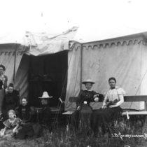 Colorado Chautauqua tents with women and children: Photo 4 (S-1195)