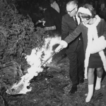 Christmas season, 1965-1966: 222-2-73 Photo 1
