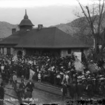 Spanish American War Company H at the depot departing for the War, 1898 April 28: Photo 3 (S-2627)