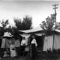 Colorado Chautauqua tents with women and children: Photo 1 (S-1085)