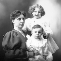Dr. Frank P. Cattermole family portraits, [undated]: Photo 3
