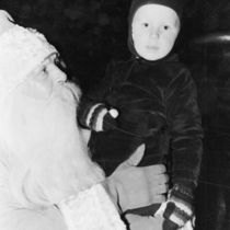 Christmas, 1943: Photo 3