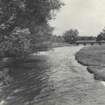 Creek and bridge: Photo 2