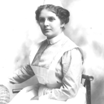 Nellie Arnold portrait, [ca. 1913]
