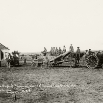 Agriculture threshers, 1900 Oct. 18: Photo 1 (S-1331)