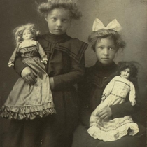 Lind Family Virtual Photograph Collection Dora Lind Cunning: Photo 1