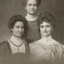 Friends of Lucy Davis Holmes, portraits