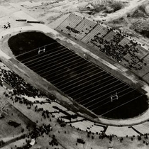 Football, 1927-1928: Photo 3