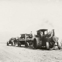 Agriculture tractors: Photo 2