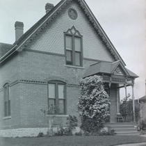 2455 Broadway Street: Photo 1