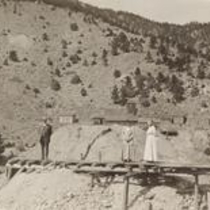 Bernard & Grace (Hoover) Meyring virtual photograph collection