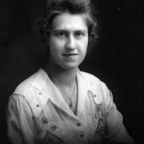 Viola Marguerite Roberts portrait