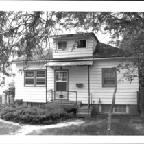 2428 Bluff Street historic building inventory record