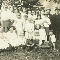 Rose and Pulliam Family Virtual Photograph Collection Family groups: Photo 4