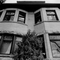 2305 Broadway Street: Photo 3