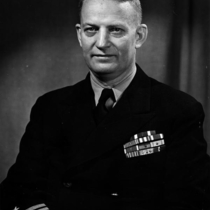 Arleigh Albert Burke, portraits and documents: Photo 10