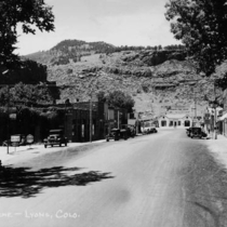 Lyons views of town: Photo 4